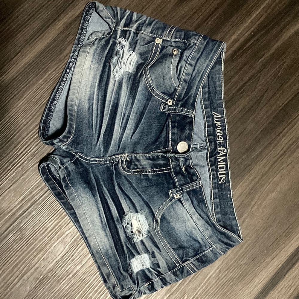 Almost famous size 5 shorts